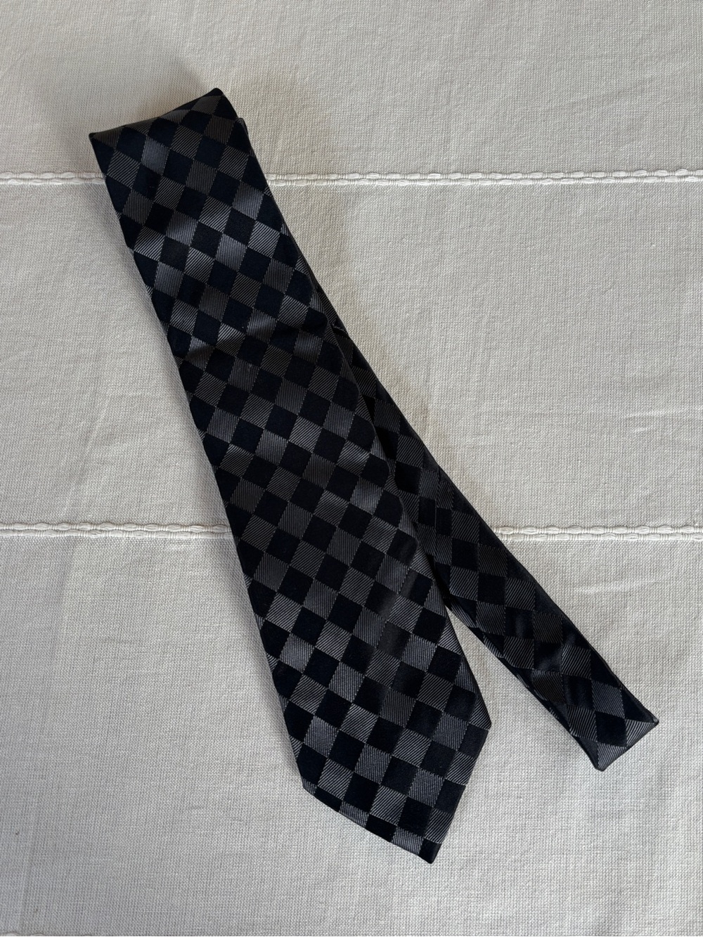 Donald J. Trump Signature Collection Black & Silver Checkered Silk Neck Tie